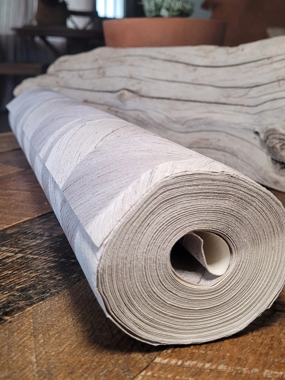 Oresome Silver Ogge Textured Geometric Vertical Wallpaper Roll